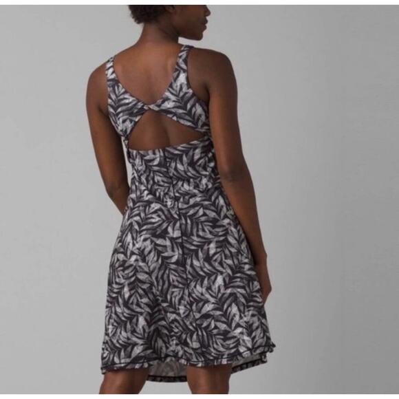 Prana Skypath Dress - Picture 2 of 8